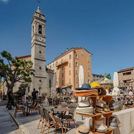 Holiday Santa Giulia Palace * פורטו-וישיו